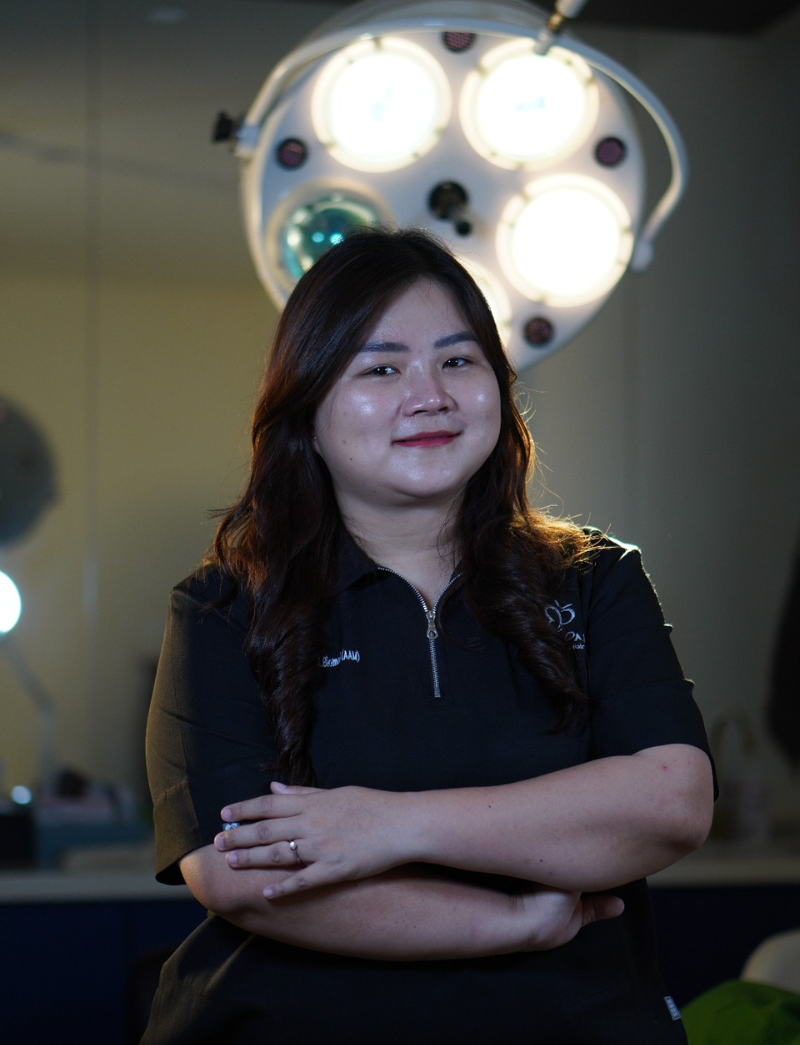 dokter Cynthia Lawrence, M.Biomed (AAM)